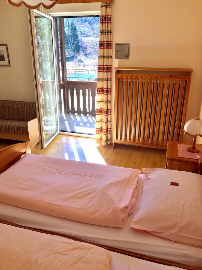 Schmautz Ferienwohnungen & Zimmer Miklauzhof Eksteriør bilde